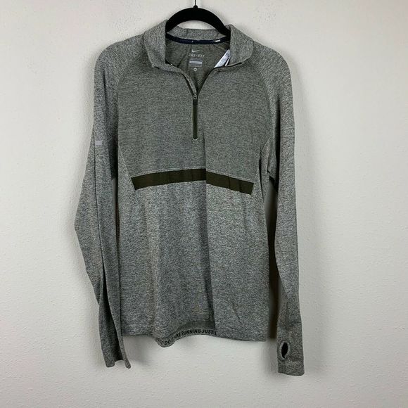 thumbhole jackets nike